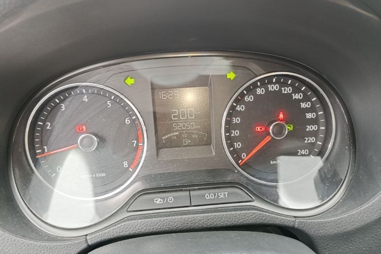 Volkswagen Polo 2015 #12 Volkswagen Polo 2015 car image #12