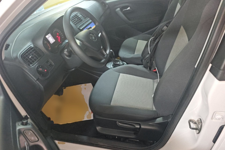 Volkswagen Polo 2018 #15 Volkswagen Polo 2018 car image #15
