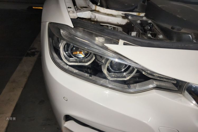 BMW 3 Series 2018 immagine di auto #8