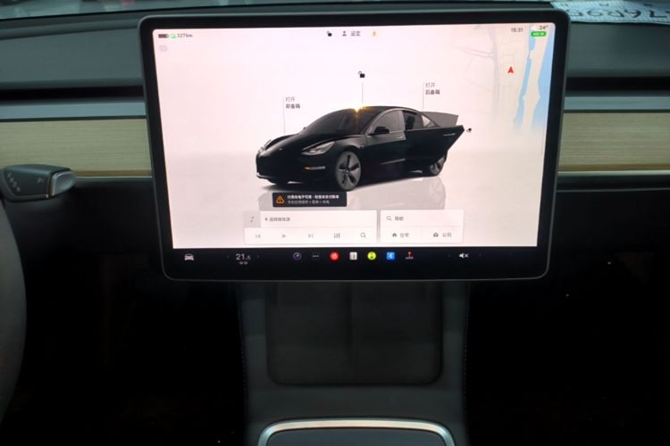 Tesla Model 3 2023 #13 Tesla Model 3 2023 car image #13
