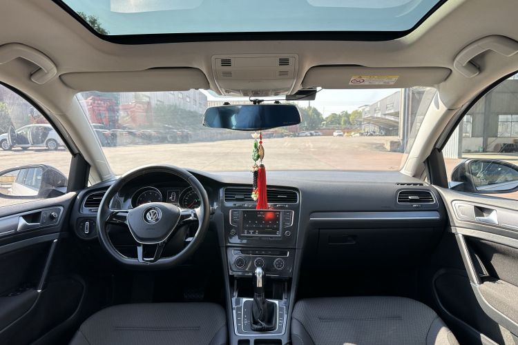 Volkswagen Golf 2017 #10 Volkswagen Golf 2017 car image #10