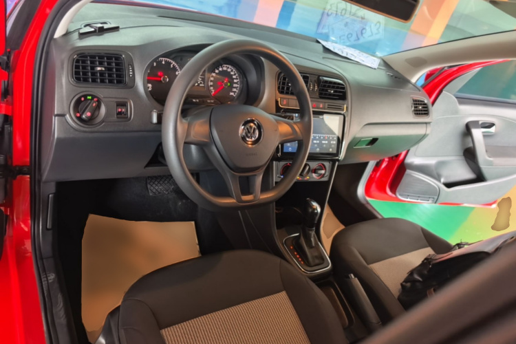 Volkswagen Polo 2019 #10 Volkswagen Polo 2019 car image #10