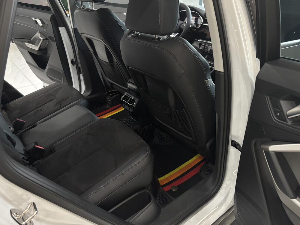 Audi Q3 2022 car image #24