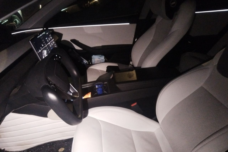 Tesla Model 3 2024 #15 Tesla Model 3 2024 car image #15