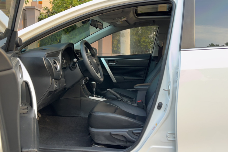 Toyota Corolla 2019 car image #18
