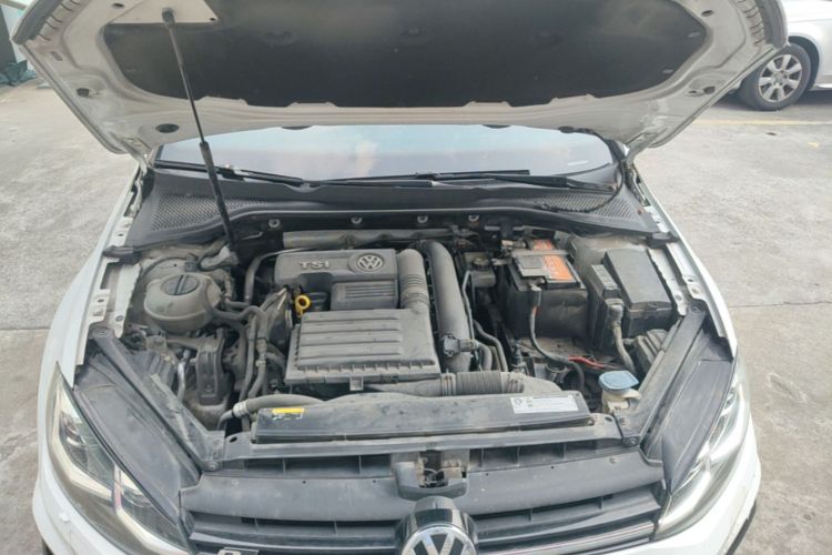 Volkswagen Golf 2019 #20 Volkswagen Golf 2019 car image #20
