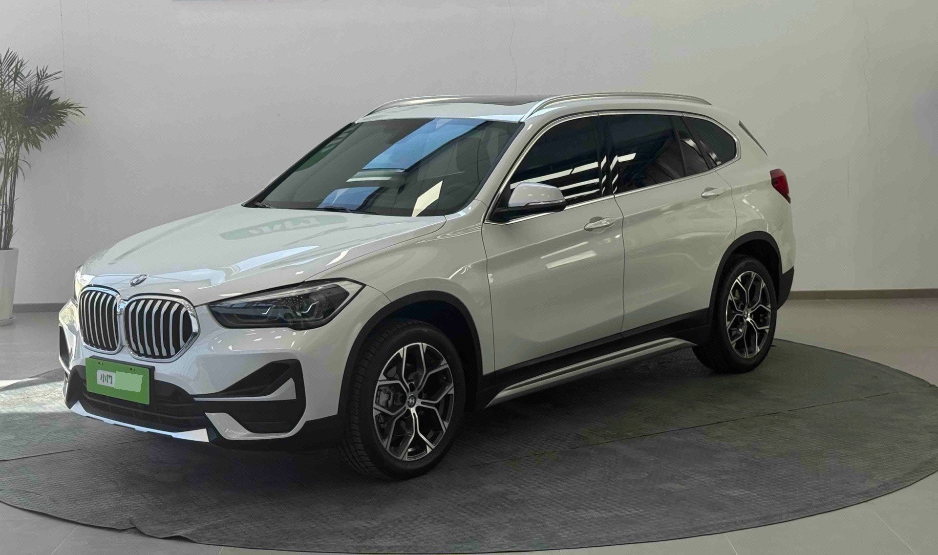 BMW X1 2022 BMW X1 2022 car image