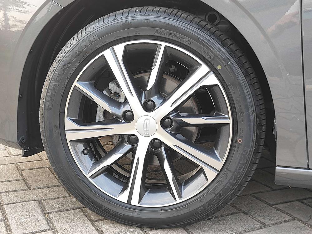 GEELY Emgrand 2022 #9 GEELY Emgrand 2022 car image #9