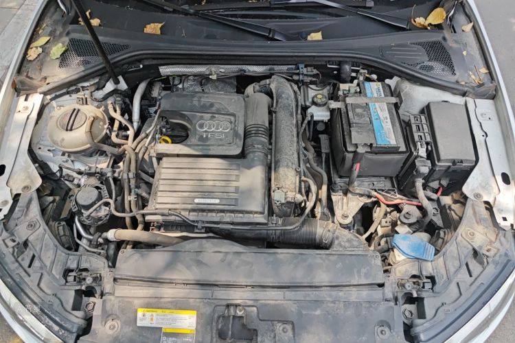 Audi A3 2019 car image #22