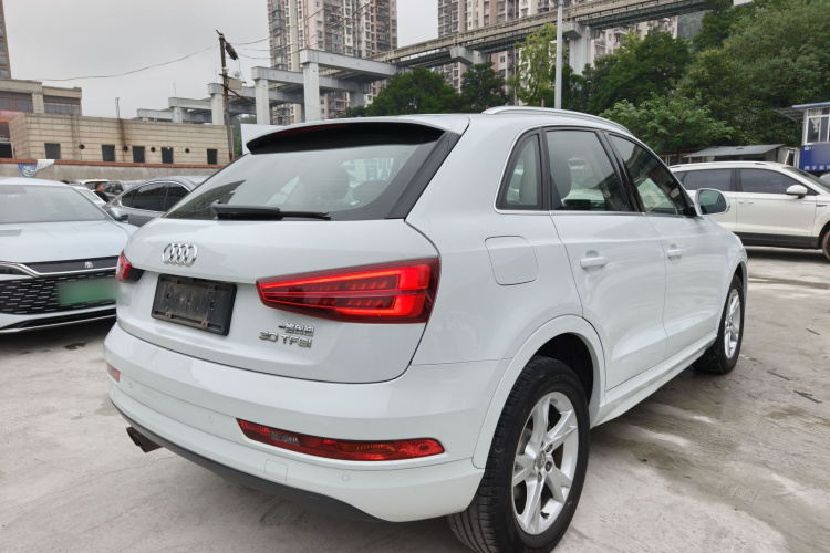 Audi Q3 2018 صورة سيارة #7