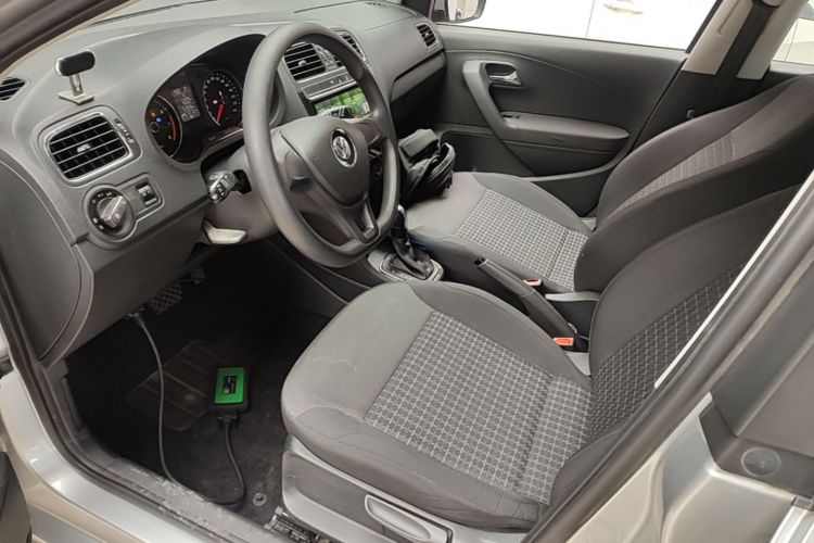 Volkswagen Polo 2016 #16 Volkswagen Polo 2016 car image #16
