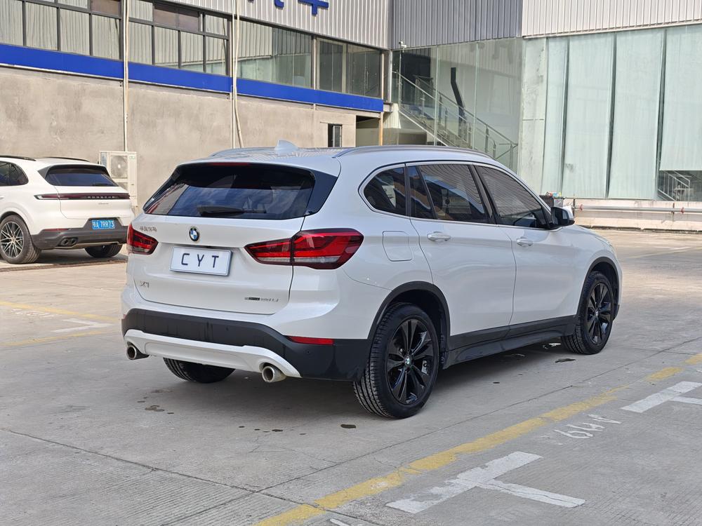 BMW X1 2021 car image #6