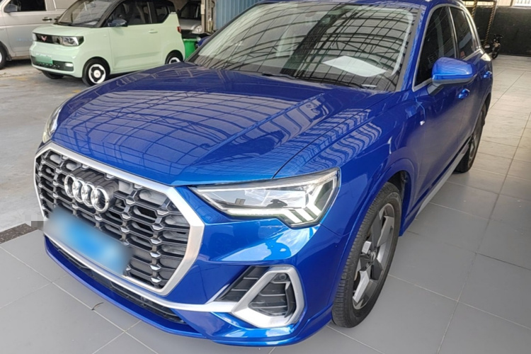 Audi Q3 2019 #2 Audi Q3 2019 car image #2