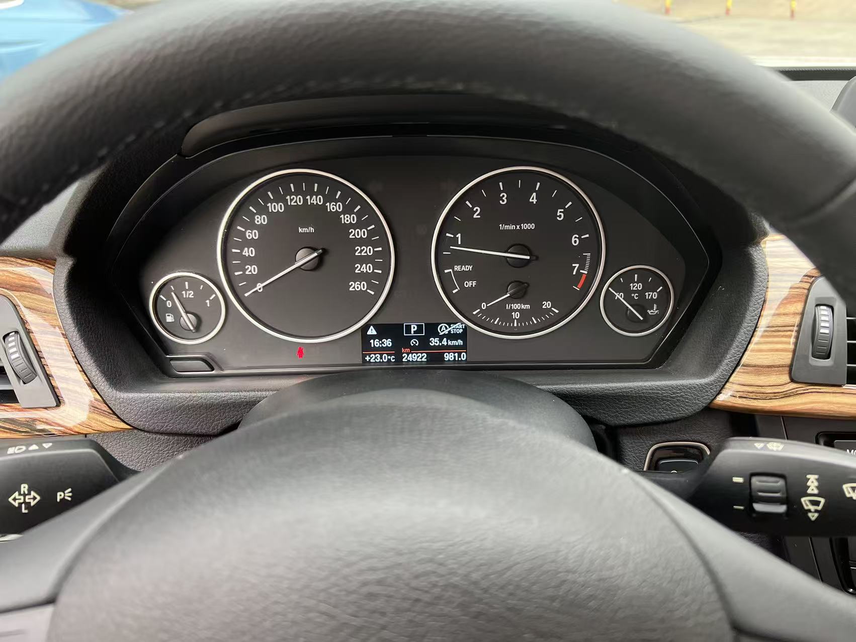 BMW 3 Series 2015 #9 BMW 3 Series 2015 image de voiture #9