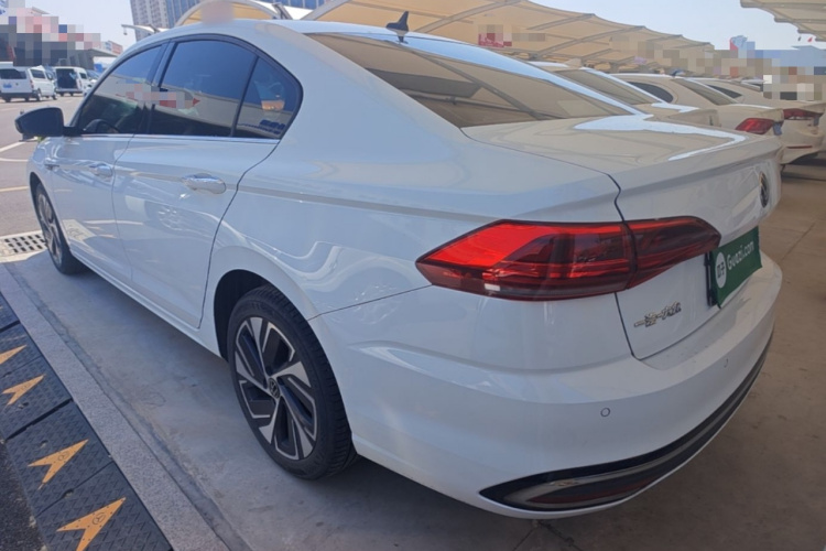 Volkswagen Bora 2023 car image #7