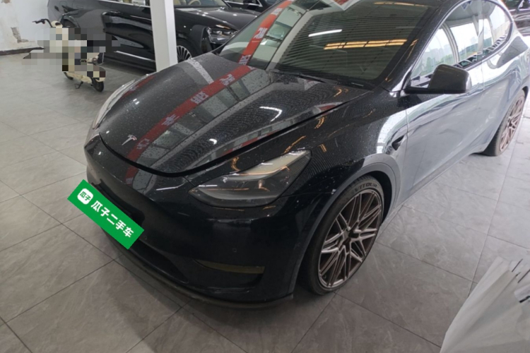 Tesla Model Y 2022 #2 Tesla Model Y 2022 car image #2
