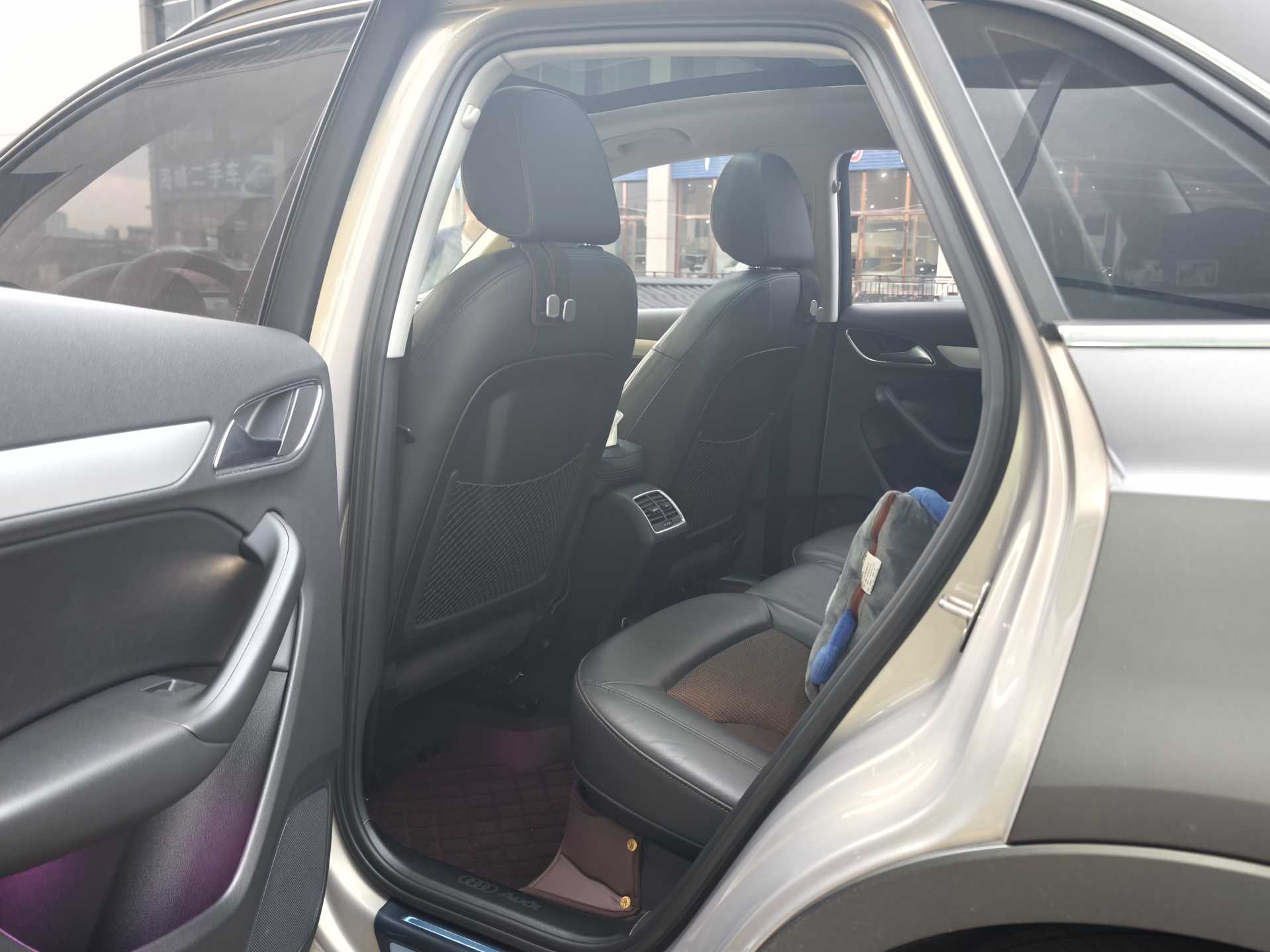 2018 immagine di auto #6