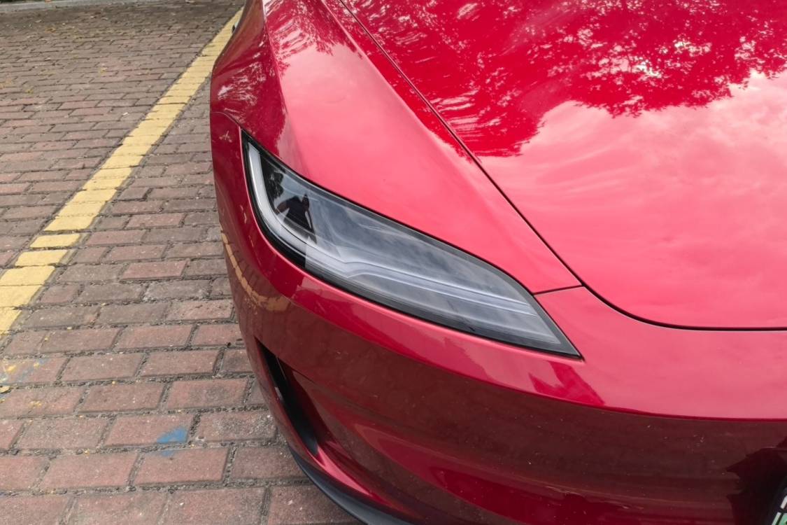 Tesla Model 3 2024 immagine di auto #7