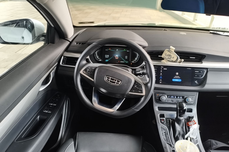GEELY Emgrand 2020 car image #11