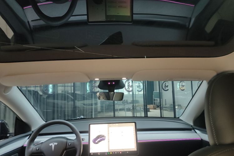 Tesla Model Y 2024 #20 Tesla Model Y 2024 car image #20