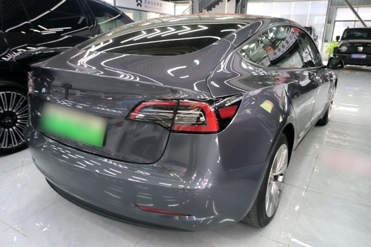 Tesla Model 3 2022 car image #7