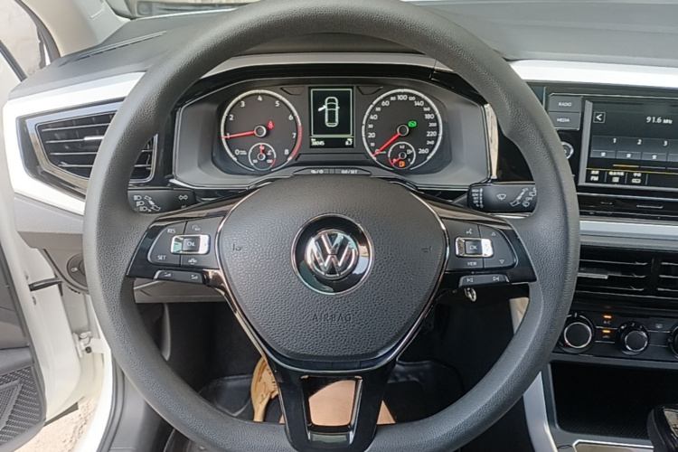 Volkswagen Polo 2021 #11 Volkswagen Polo 2021 car image #11