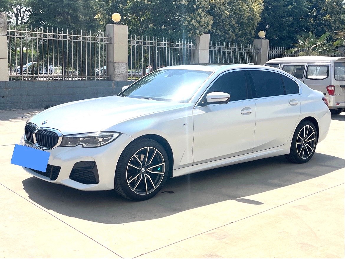 BMW 3 Series 2022 car image 