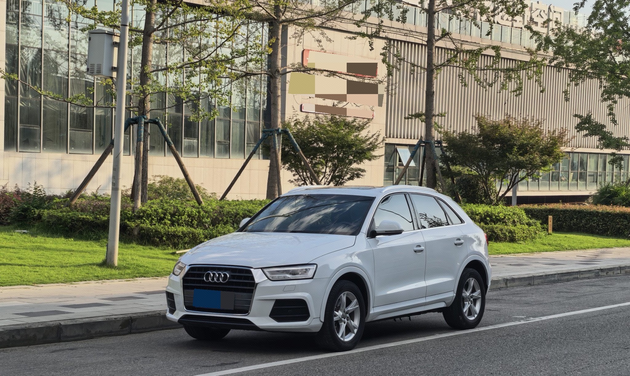 2018 2018 car image