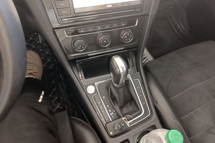 Volkswagen Golf 2019 #14 Volkswagen Golf 2019 car image #14