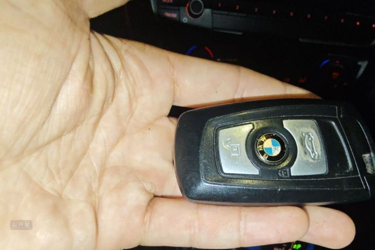 BMW 3 Series GT 2019 immagine di auto #10
