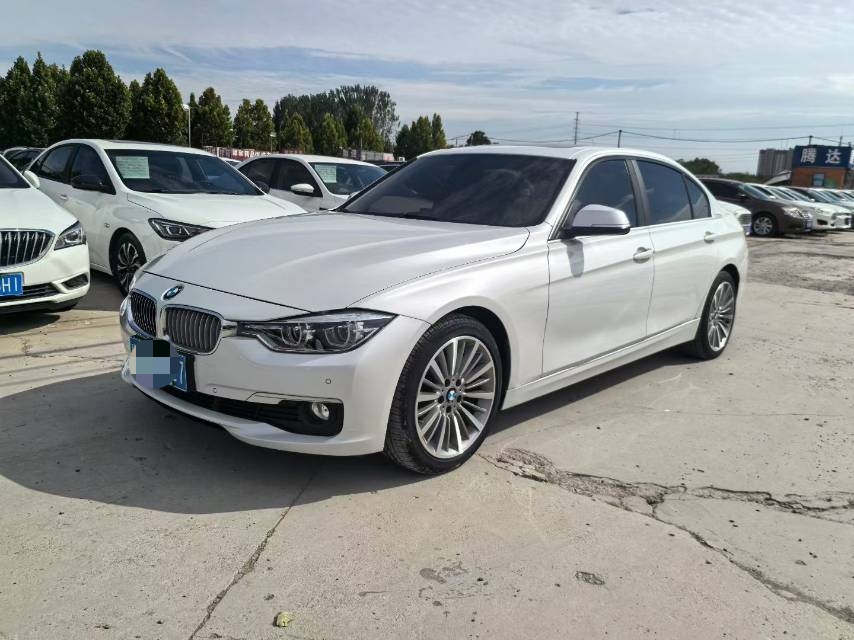 BMW 3 Series 2019 BMW 3 Series 2019 car image