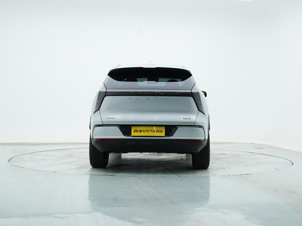 GEELY Boyue L 2025 car image #6