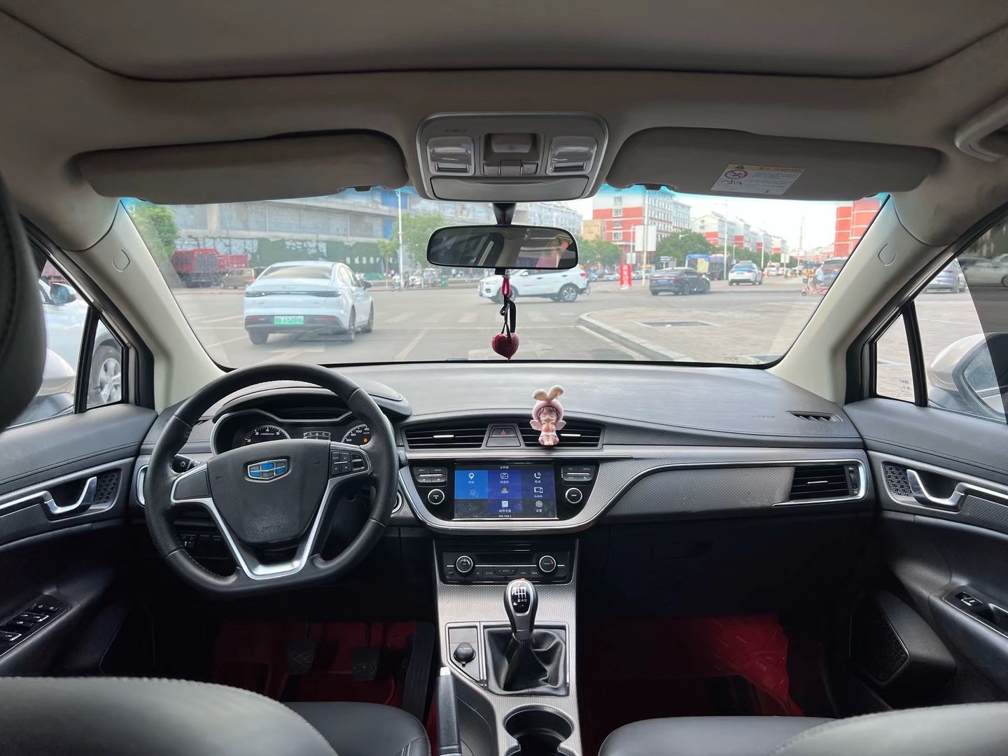GEELY Emgrand GS 2017 car image #8