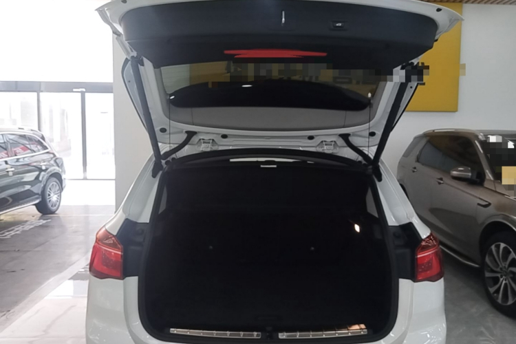 BMW X1 2019 #21 BMW X1 2019 car image #21