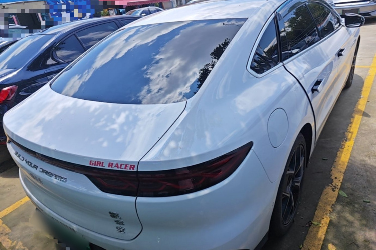 BYD Han 2022 car image #6
