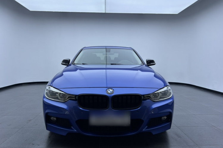 BMW 3 Series 2019 #3 BMW 3 Series 2019 car image #3
