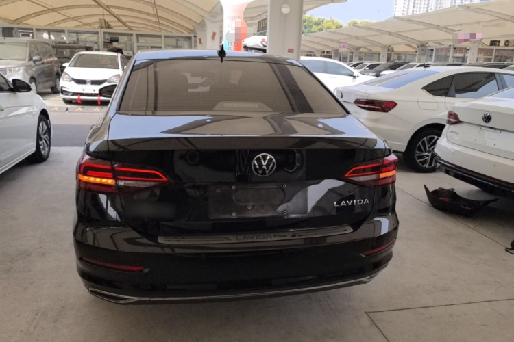 Volkswagen Lavida 2021 car image #4