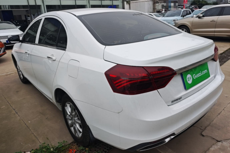 GEELY Emgrand 2020 #5 GEELY Emgrand 2020 car image #5