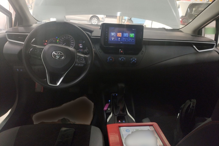 Toyota Corolla 2023 immagine di auto #10