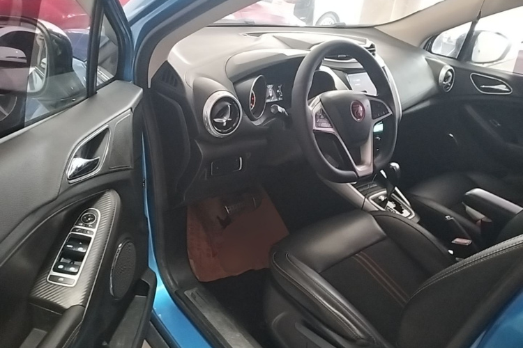 BYD Yuan 2018 #16 BYD Yuan 2018 car image #16