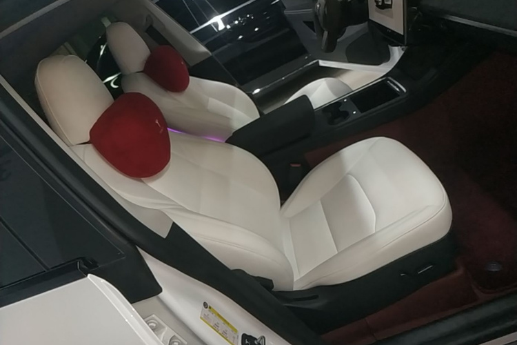 Tesla Model Y 2023 #24 Tesla Model Y 2023 car image #24