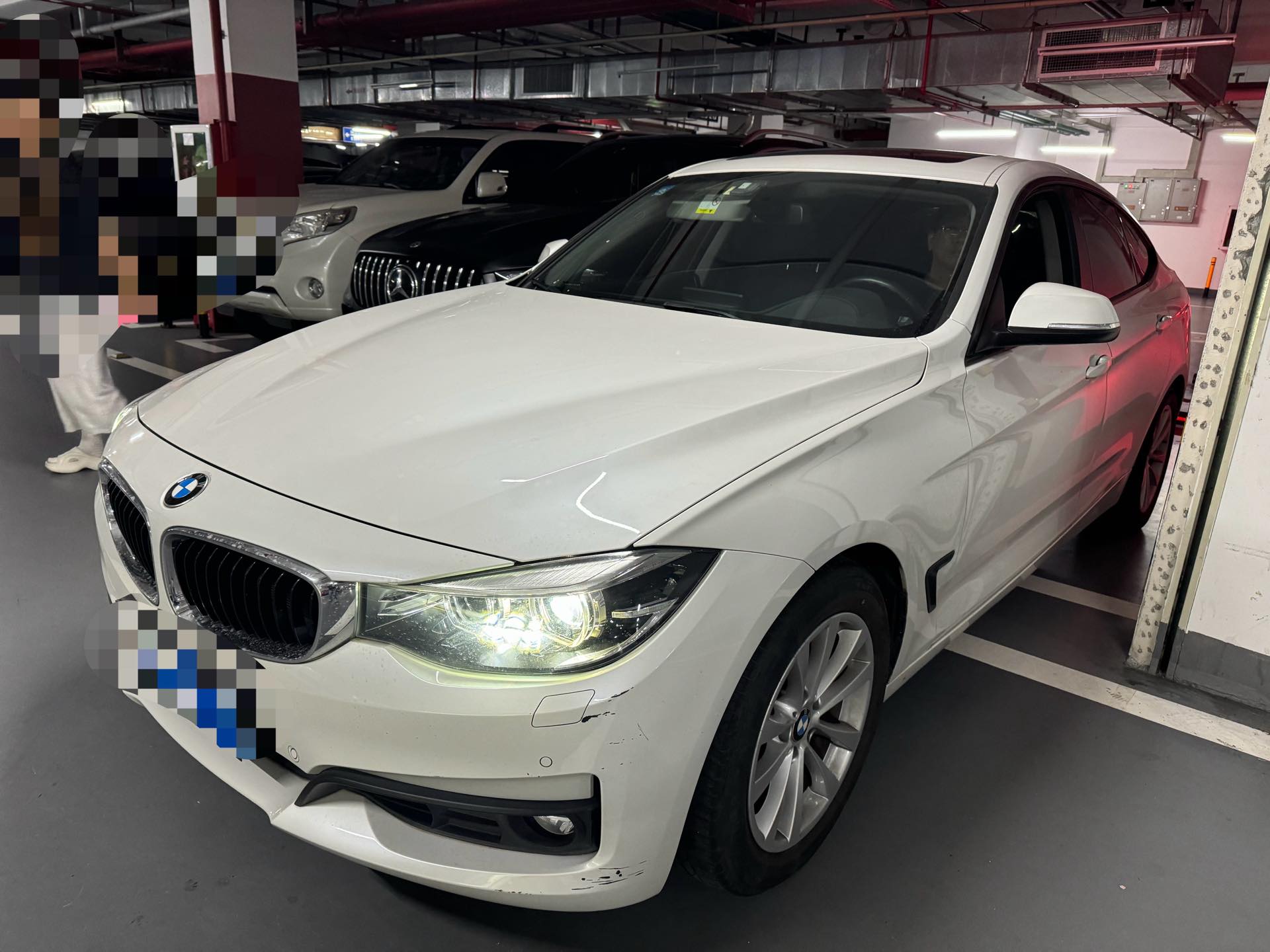 BMW 3 Series GT 2017 car image 