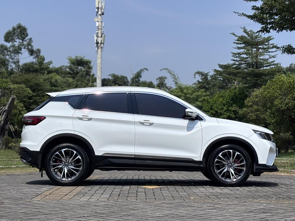 GEELY Coolray 2019 car image #8