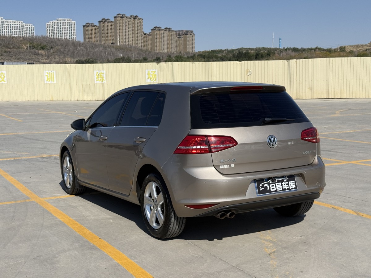 Volkswagen Golf 2014 car image #7