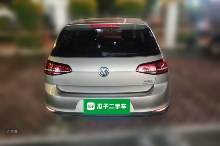 Volkswagen Golf 2017 car image #6