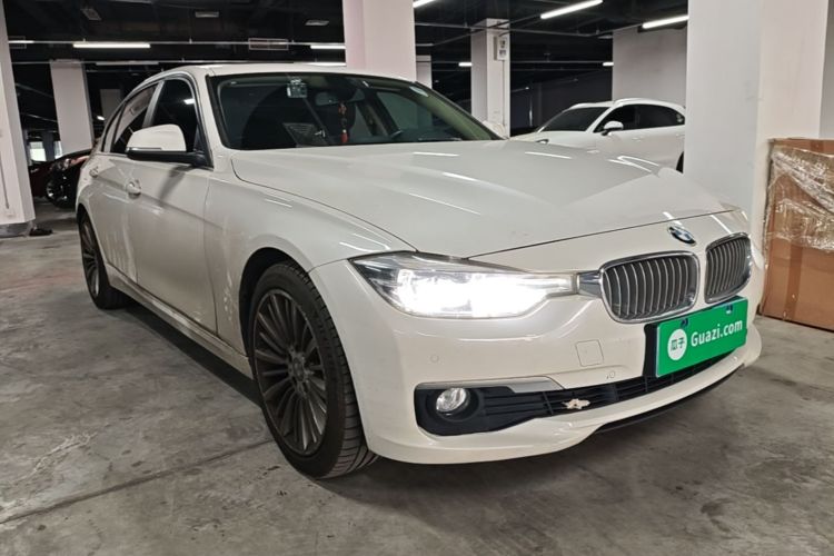 BMW 3 Series 2018 car image #4