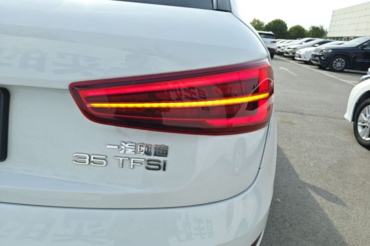 Audi Q3 2017 #8 Audi Q3 2017 car image #8