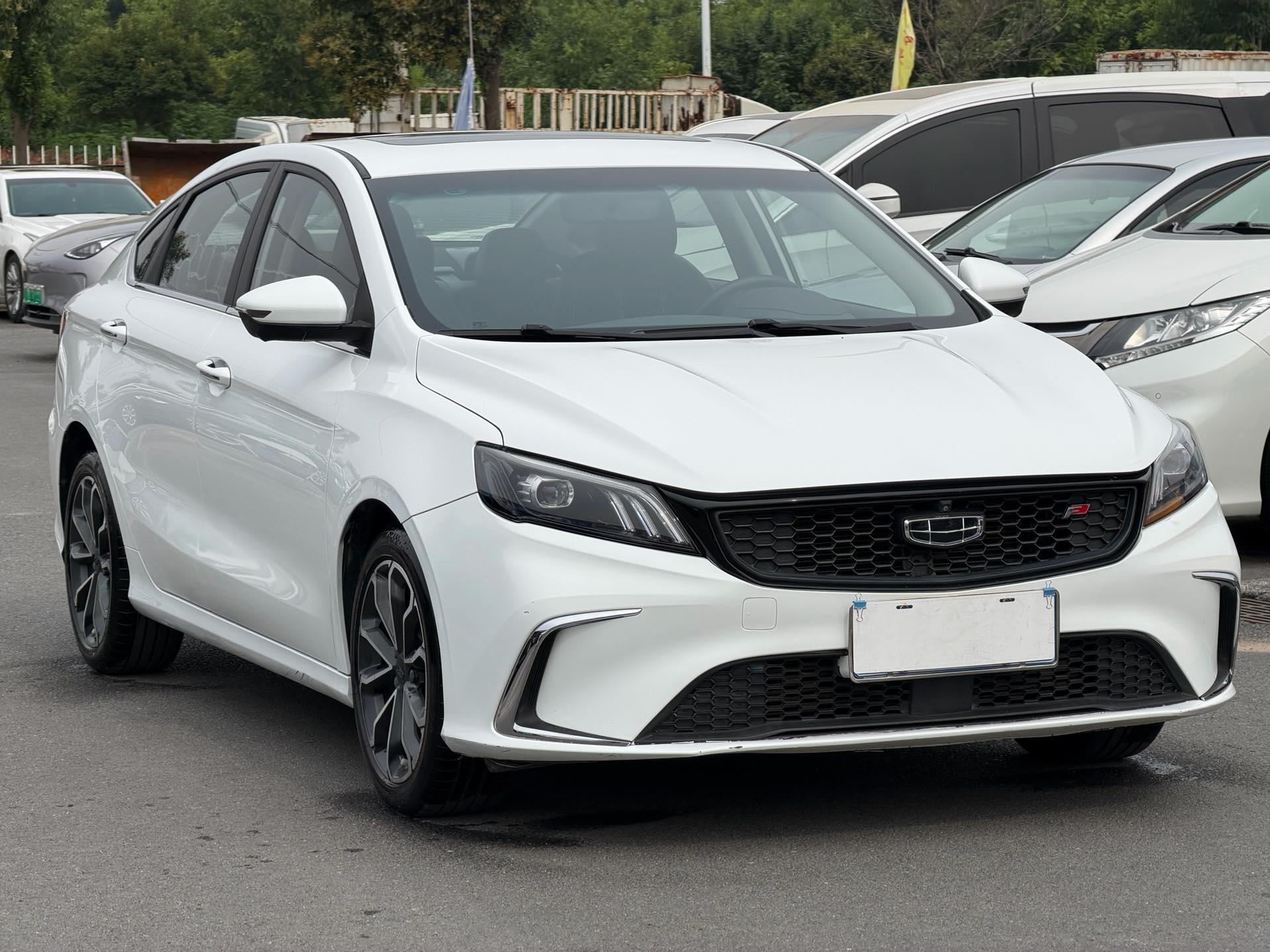 GEELY Binray 2022 car image #3