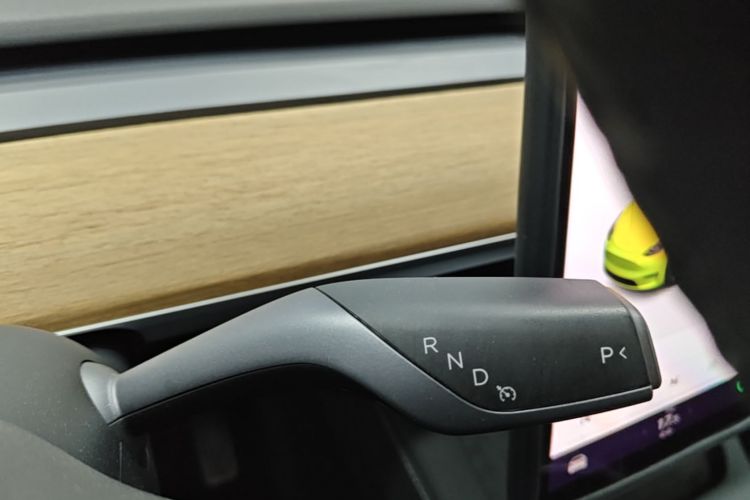 Tesla Model Y 2021 #20 Tesla Model Y 2021 immagine di auto #20
