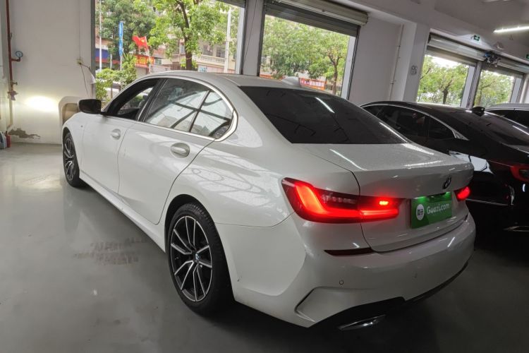 BMW 3 Series 2022 car image #5